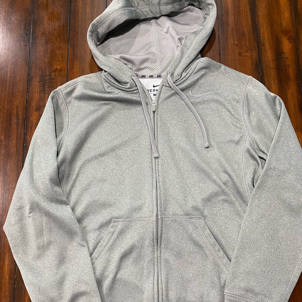 Nike Therma-Fit Hoodie